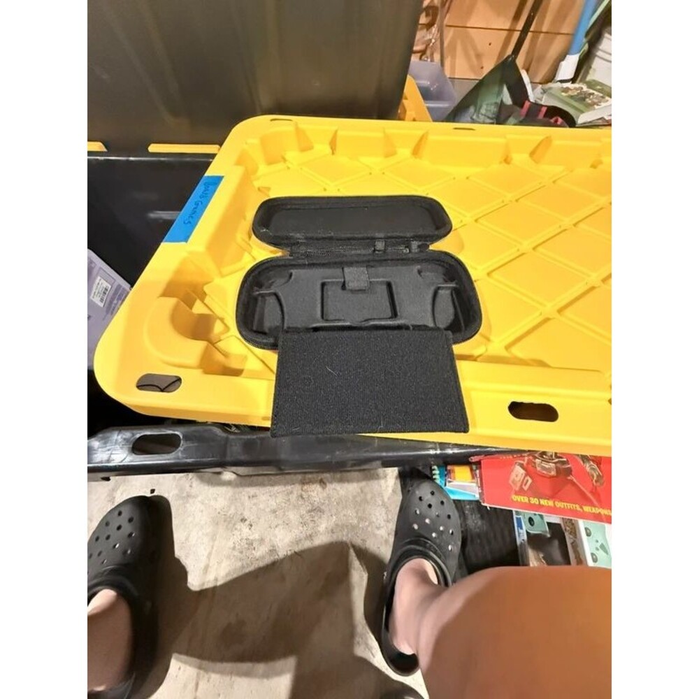 Nintendo switch case - Picture 2 of 2